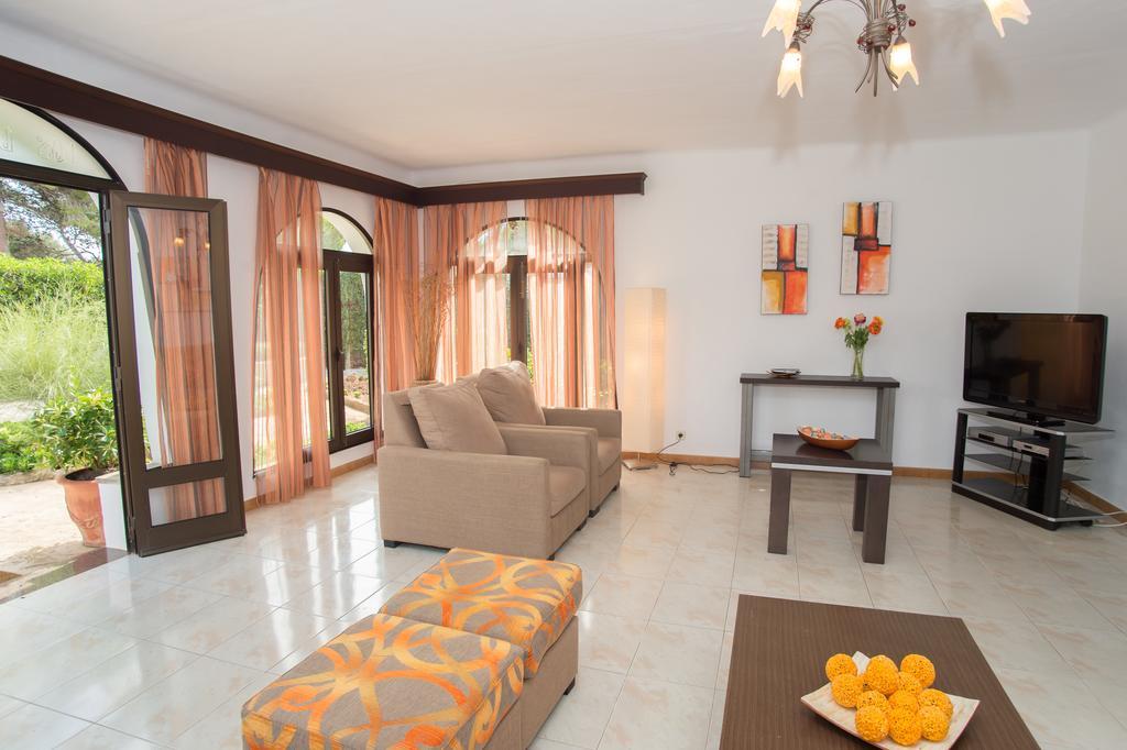 Villa Dos Pinos Cala D´Or Extérieur photo