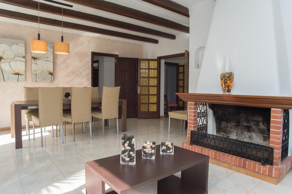 Villa Dos Pinos Cala D´Or Extérieur photo
