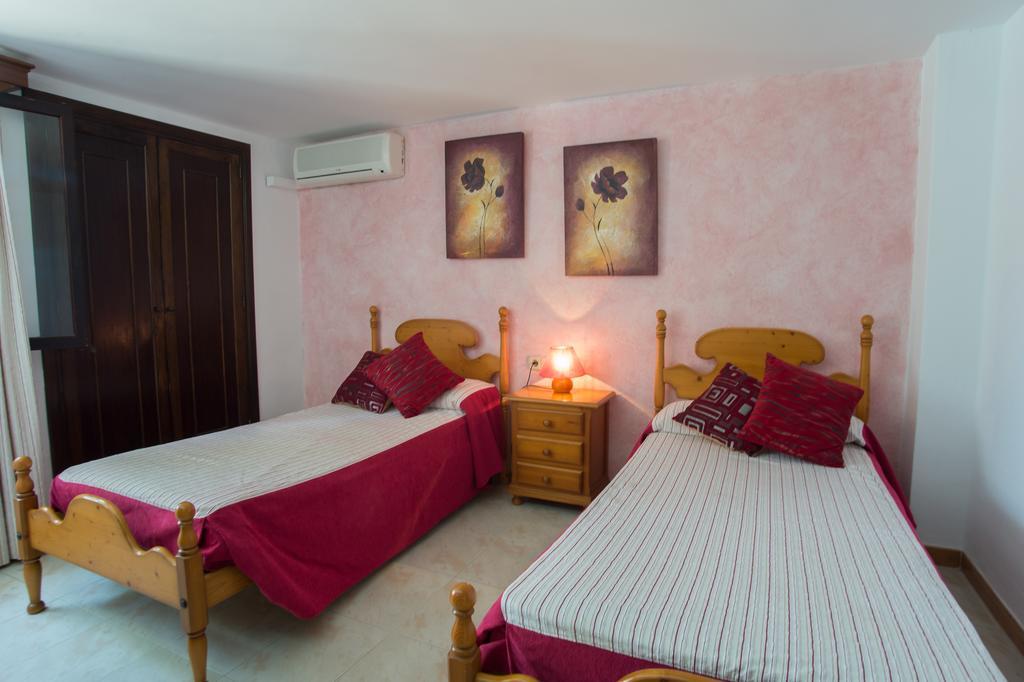 Villa Dos Pinos Cala D´Or Chambre photo